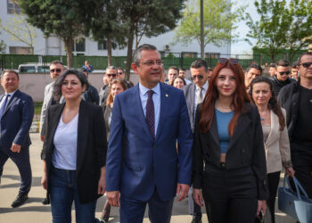 Özgür Özel'in ailesini tehdit eden kişi Trabzon'da gözaltına alındı