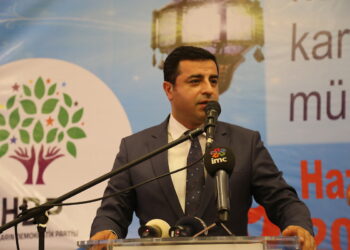 PKK kararı sonrası Demirtaş'tan çağrı