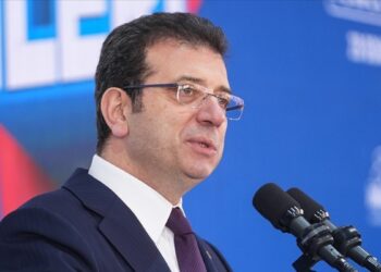 PKK’nin kongre kararlarına gönderme yapan İmamoğlu Meclis’i işaret etti