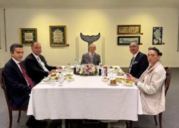 Rahmi Koç ve Murat Ülker Amerika'da Kahvaltı Masasında Buluştu: İşte Görüşmenin Perde Arkası