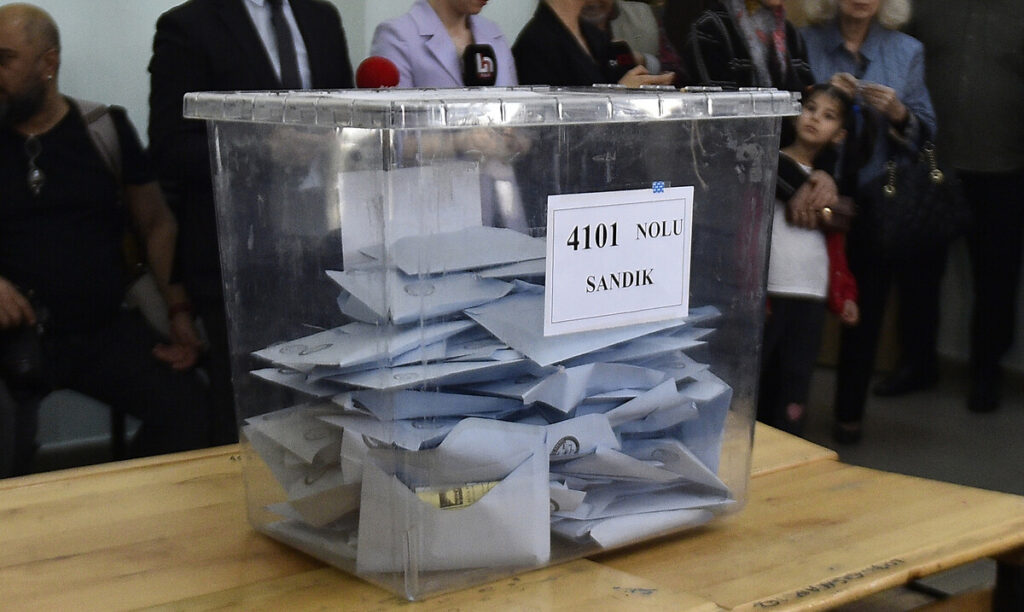 SONAR ölçtü: AKP için alarm çalıyor