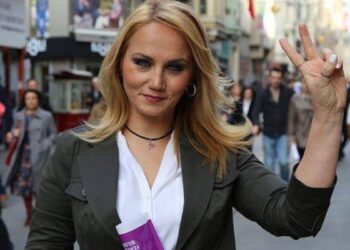 Sanatçı Pınar Aydınlar hakkında tahliye kararı