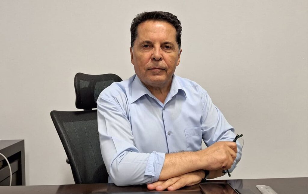Savunma yapan Ahmet Özer: ‘Kürt bir yönetici olmamı hazmedemeyenler yüzünden buradayım’