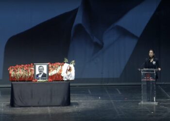 Sırrı Süreyya Önder son yolculuğuna uğurlanıyor