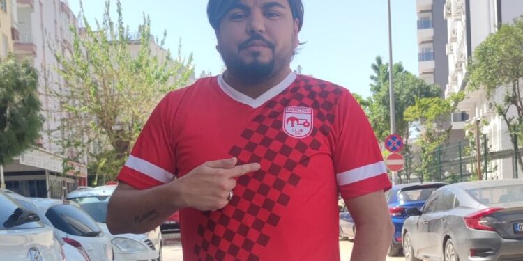 Sokak röportajcısı Kocabıyık’a gözaltı