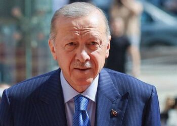 TSK'daki rütbe bekleme süreleri Cumhurbaşkanı kararıyla değiştirilebilecek