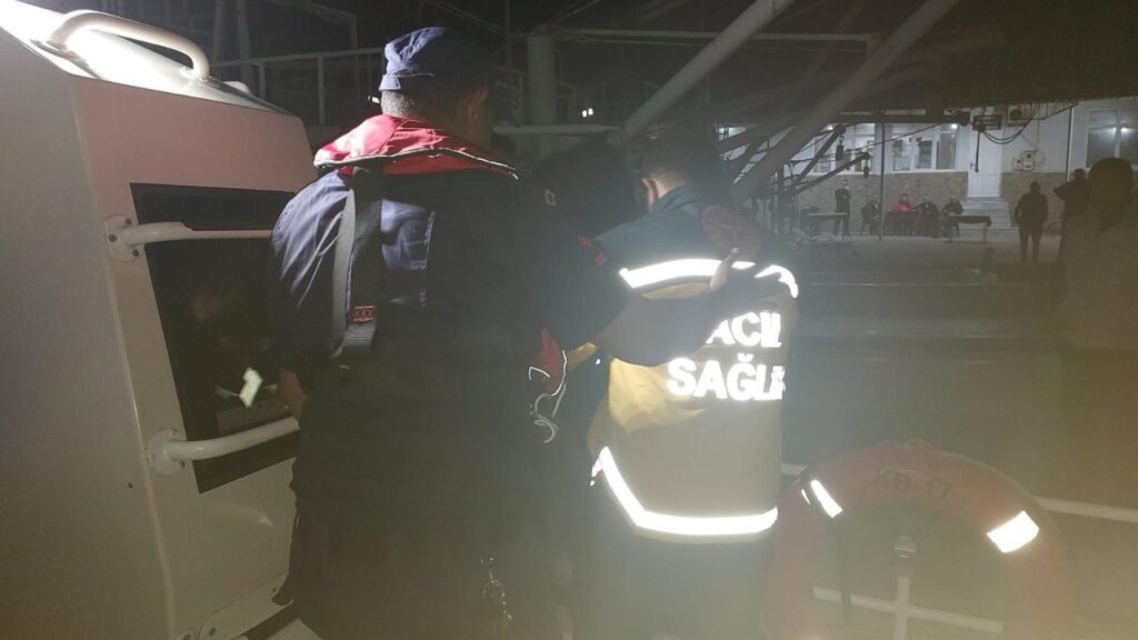 Tekirdağ Açıklarında Zamanla Yarış: Ekipler Harekete Geçti