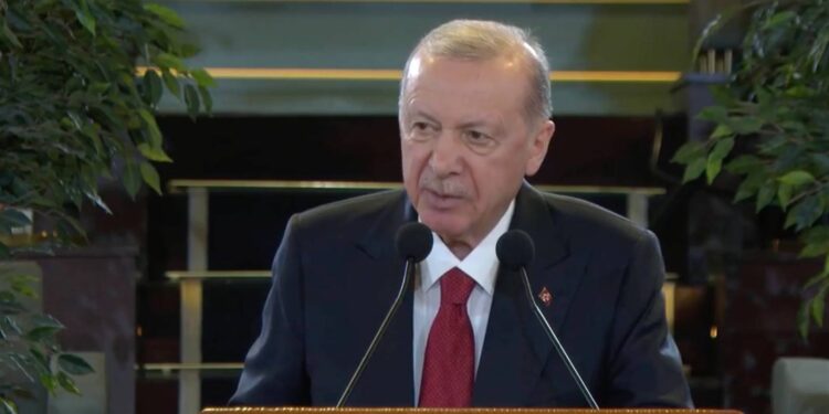 Terörsüz Türkiye kavşağını suhuletle döndükten sonra Türkiye yüzyılı menziline çok daha hızlı ulaşacağız