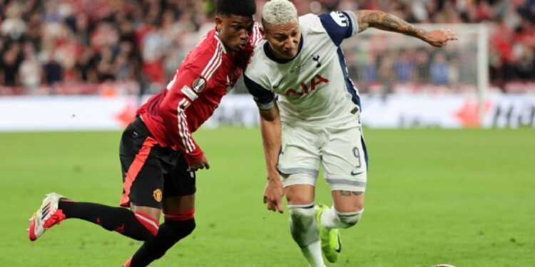 Tottenham’dan Tarihi Zafer! UEFA Avrupa Ligi Kupasını 3'üncü Kez Müzesine Götürdü