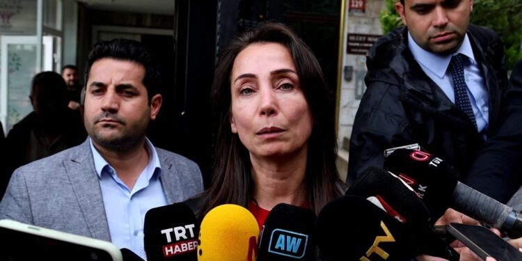 Tülay Hatimoğulları: Demokratik Cumhuriyetin yolu açılmıştır