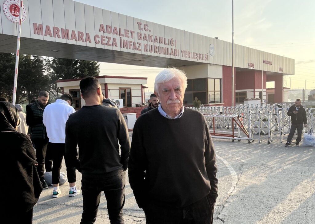 'Türkiye’de barış için hapishaneler boşaltılmalı'