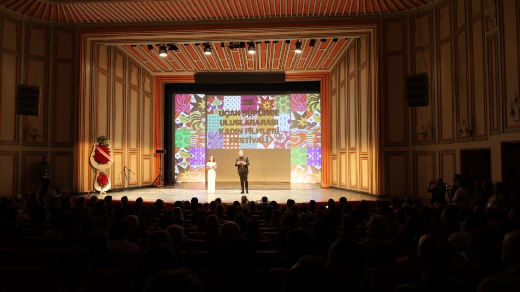 Uçan Süpürge Kadın Filmleri Festivali başladı