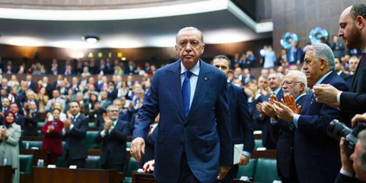 Yeni Anayasa çalışmaları sil baştan: Erdoğan bizzat başkanlık edecek