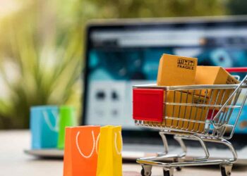 1 milyon kişi sadece tek renk giyiyor!