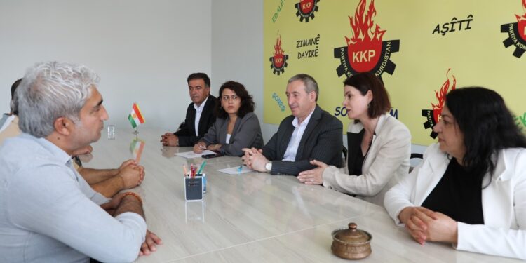 Kürt siyasi parti ziyaretlerinde Kürtlerin birliği ön plan çıktı