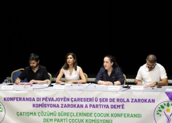 DEM Parti’den konferans: Barışın anahtarı çocukların elinde