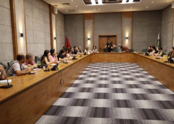 Demokratik Toplumda Emek Çalıştayı: İzleyen değil inşa eden olalım