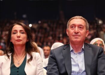 Tuncer Bakırhan ve Tülay Hatimoğulları’ndan bayram tebrikleri