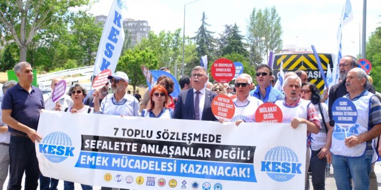 KESK’ten alternatif toplu iş sözleşmesi masası kurma kararı
