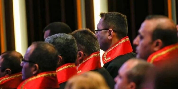 Danıştay hakimi başından vurulmuş halde bulundu