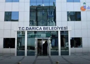 Darıca Belediyesi’nde bir zabıta yaşamına son verdi