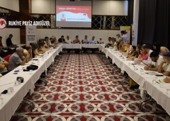 ‘Barışa Giden Yol’ buluşması: El ele vererek barışı sağlayabiliriz