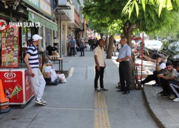 Dêrsimliler: Saldırılar dursun, Meclis’te komisyon kurulsun