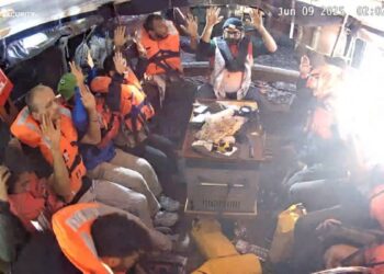 İsrail’den Madleen gemisine müdahale: 12 aktivist gözaltında