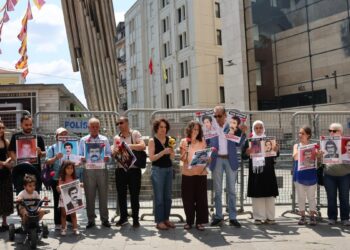 Cumartesi Anneleri 1055’inci haftada Nurettin Çur’un akıbetini sordu