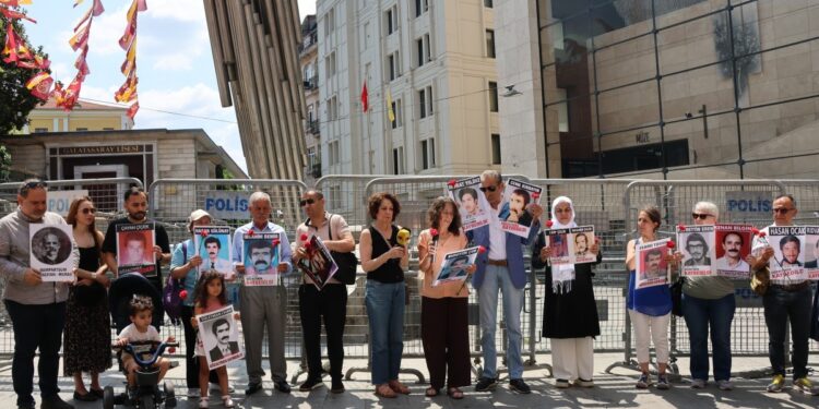 Cumartesi Anneleri 1055’inci haftada Nurettin Çur’un akıbetini sordu