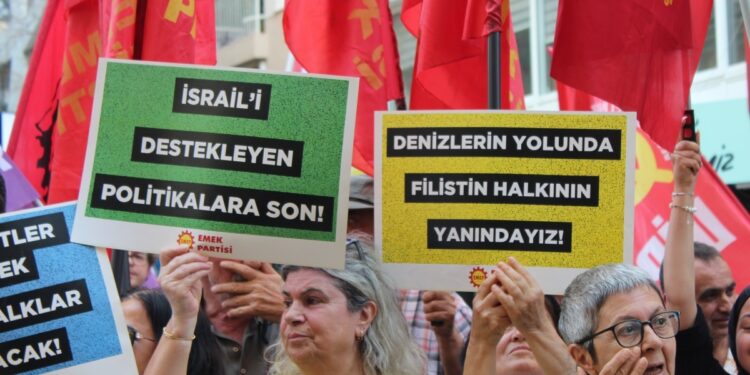 İzmir’de Filistin’e yönelik saldırılara tepki