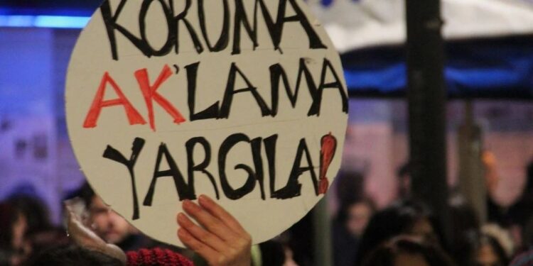 Kadın katliamında beraat gerekçesi: Şiddet uygulaması öldürdüğü anlamına gelmez