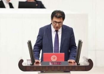 DEM Parti Wan Milletvekili Dindar, trafik kazası geçirdi