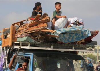 BM: Gazze’de 640 bin kişi yerinden edilmeye zorlandı