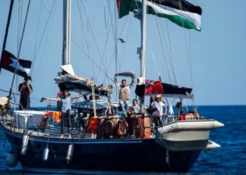 İsrail ‘Madleen’ gemisindeki aktivistleri sınır dışı ediyor