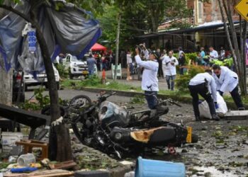 Kolombiya’da eş zamanlı bombalı saldırılar: 7 kişi öldü, 50 yaralı
