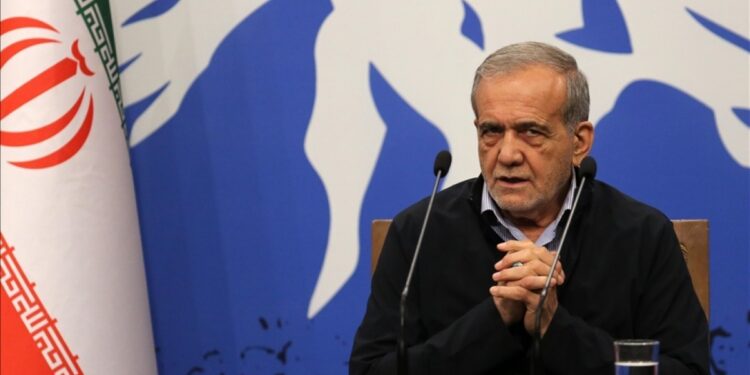 Pezeşkiyan: Güçlü ve sert yanıt verilecek