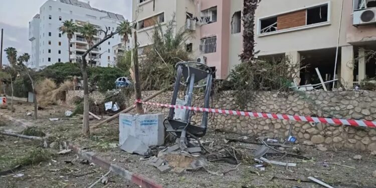Karşılıklı saldırılar 4. gününde: Enerji tesisleri hedefte