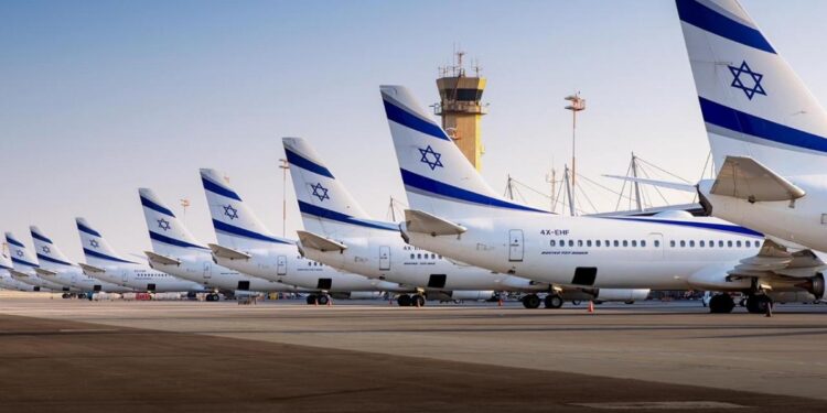 İsrail hava sahası tekrar uçuşlara açıldı