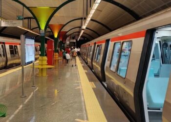 Taksim ve Şişhane metro istasyonları kapatıldı