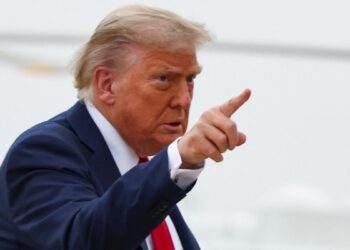 ABD’de ‘doğumla vatandaşlık hakkına sınırlama’ yolu açıldı