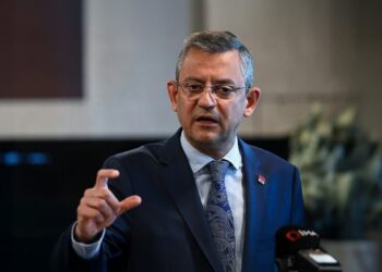 Özgür Özel: Barışı inşa etmek hepimizin ortak sorumluluğu