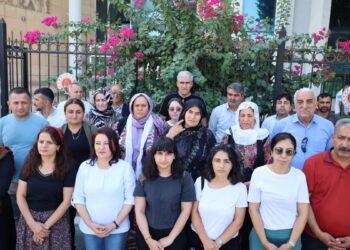 ‘Fuhuş çetesinin’ tehdit ettiği gazeteciden suç duyurusu