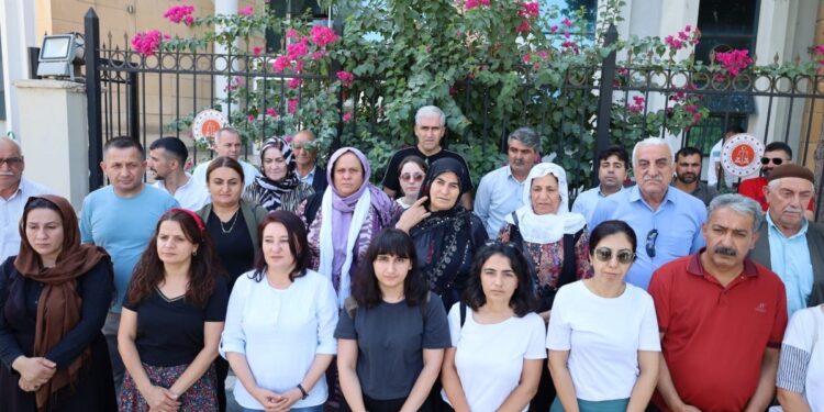 ‘Fuhuş çetesinin’ tehdit ettiği gazeteciden suç duyurusu