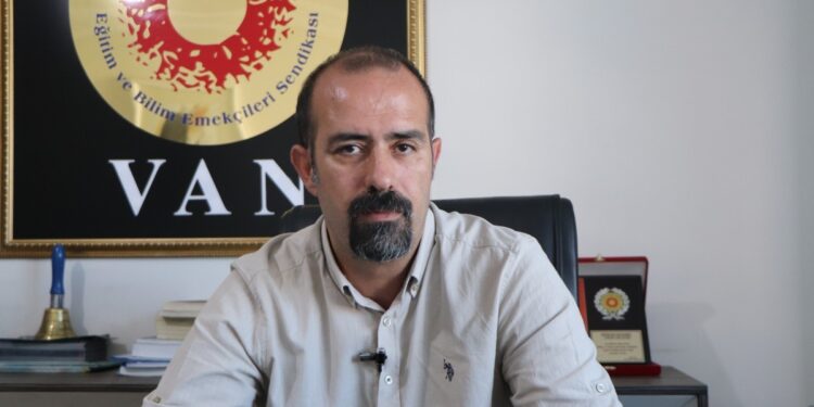 Eğitimde iyileşme tümden değişimle mümkün