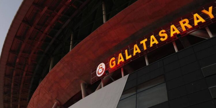 6 Yıl Sonra Şampiyonluk Getirmişti... Galatasaray'da Milos Sakovic Dönemi Sona Erdi