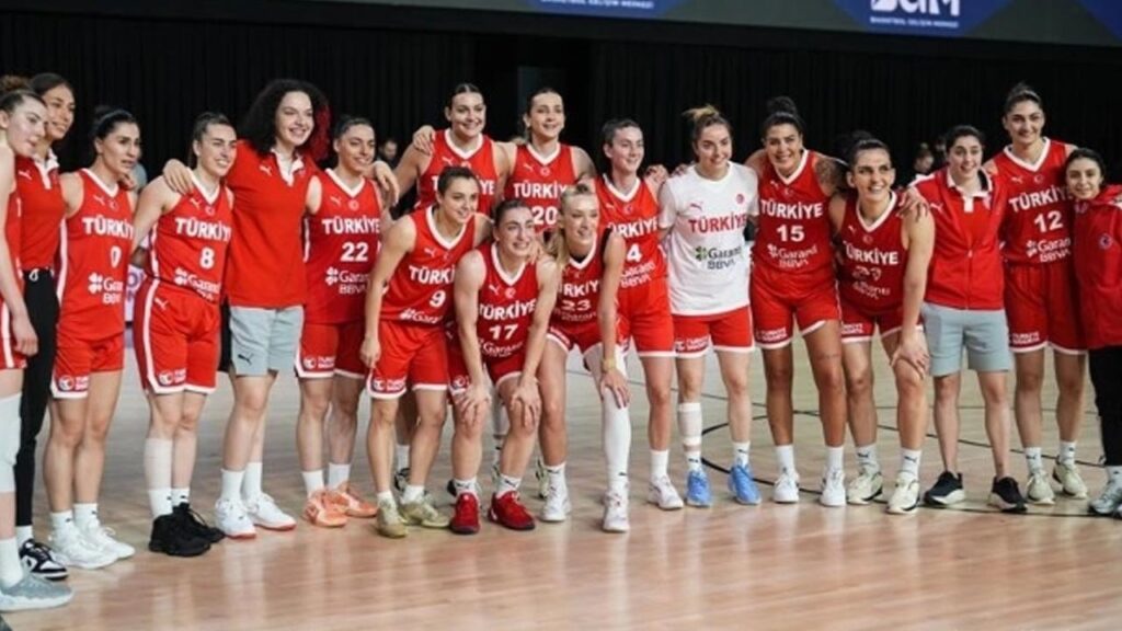 A Milli Kadın Basketbol Takımı, İstanbul'daki Hazırlıklarını Tamamladı