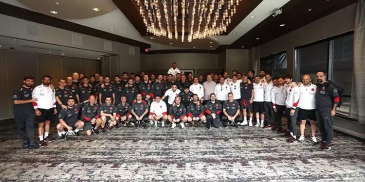 A Milli Takım'da Bayramlaşma Töreni