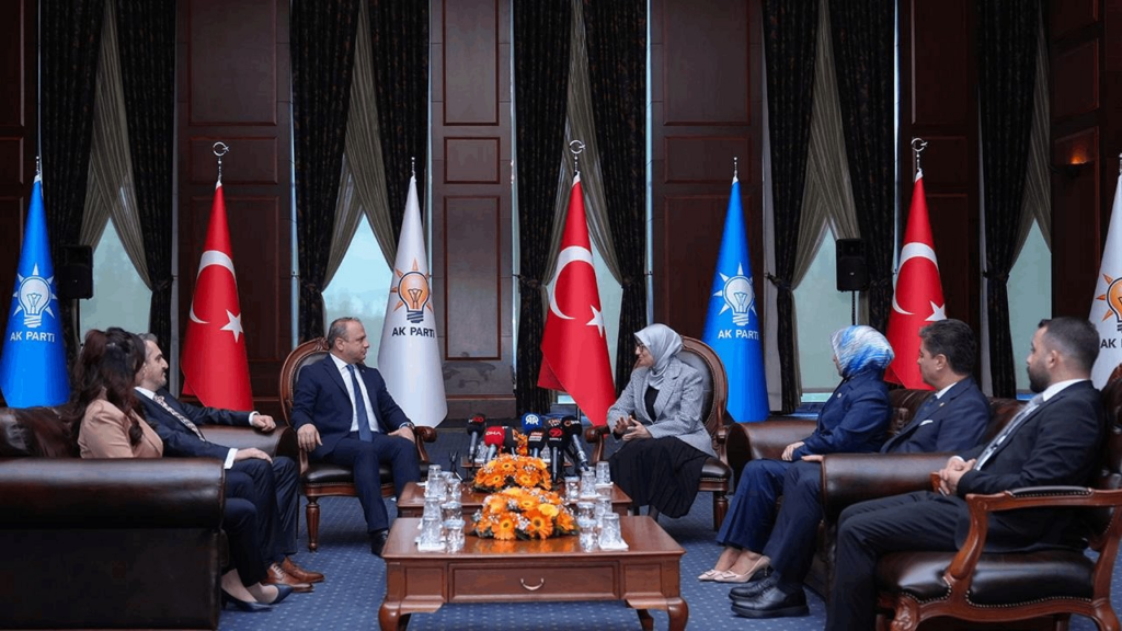 AKP ve MHP'den Karşılıklı Bayram Ziyareti
