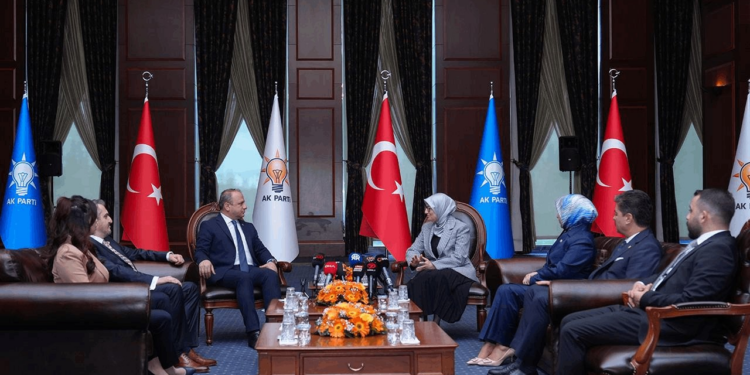 AKP ve MHP'den Karşılıklı Bayram Ziyareti